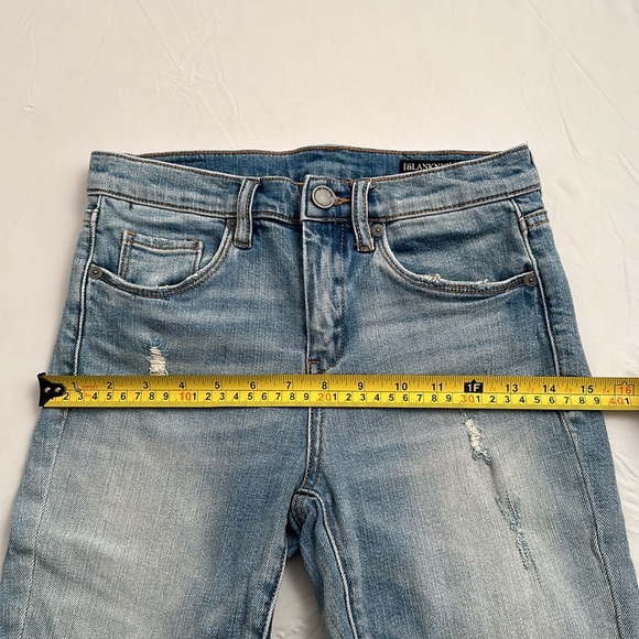 Blank NYC light wash blue denim distressed jeans - Picture 6 of 9